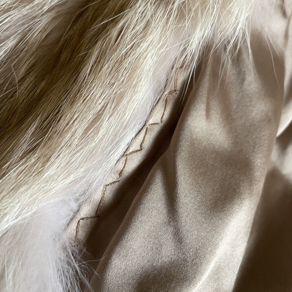 Blonde vintage fox fur coat - Picture 8 of 17
